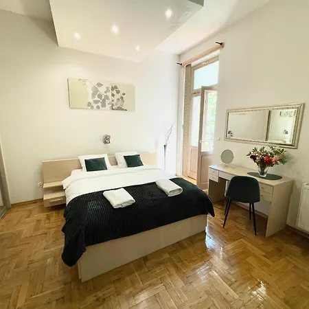 Apartament Marka 8